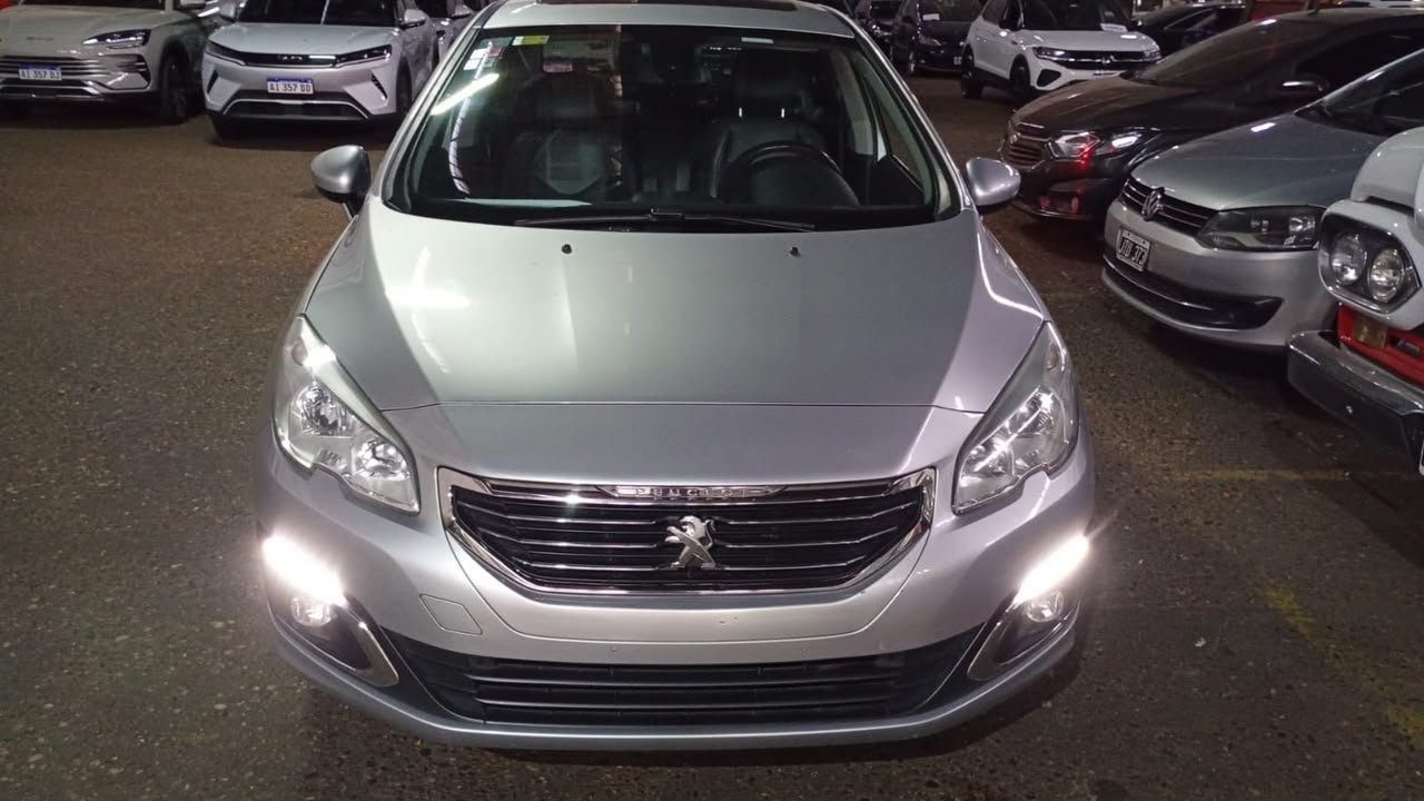 PEUGEOT 408